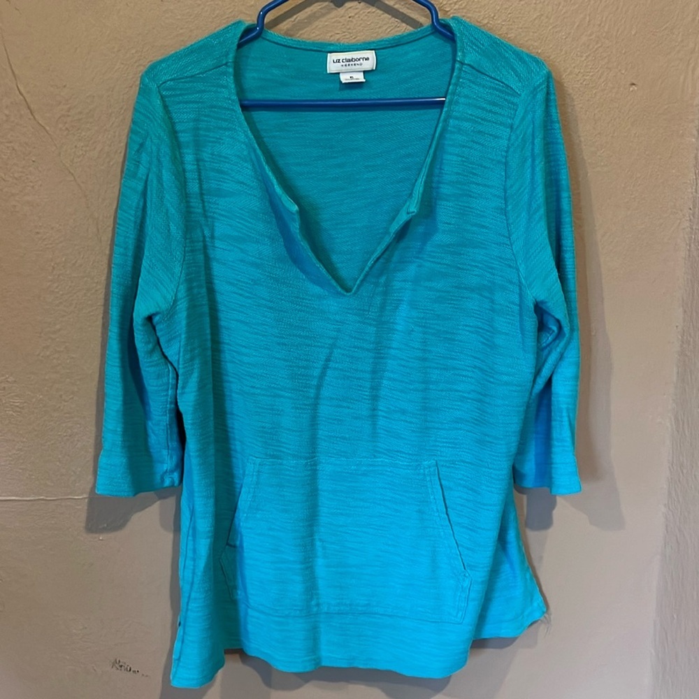 V neck sweater